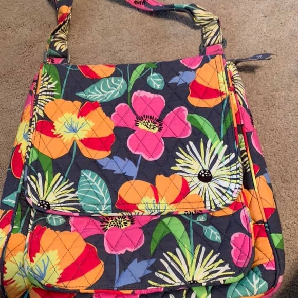 Purses & Wallets - Picture 3 of 8